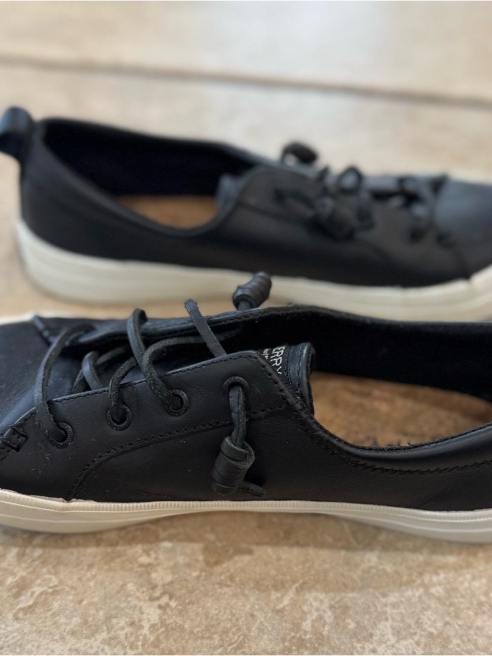 Sperry Women’s Black Leather Boat Sneakers with White Sole - Picture 4 of 6